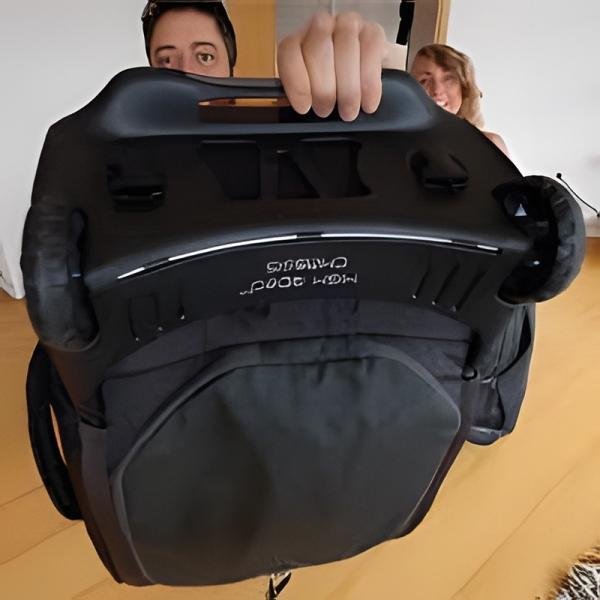Osprey Sojourn 45L/22"" Flash Black O/S **DISC** - 10000493