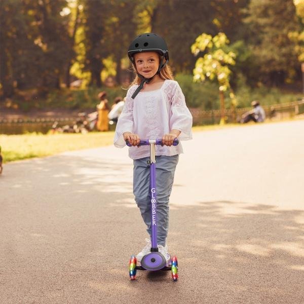 GLOBBER PRIMO FOLDABLE PLUS LIGHTS - TBAR PURPLE/PASTEL PINK