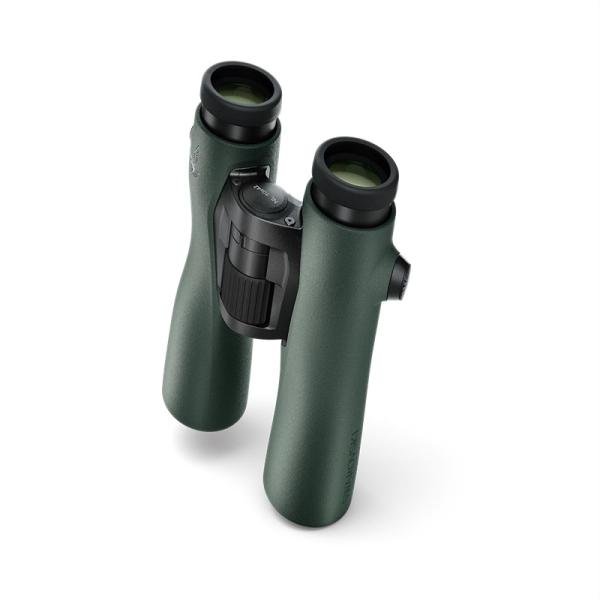 SWAROVSKI NL Pure 10x42 Binocular - Green, 133 m (145.5 yds) field of view at a distance of 1,000 m (1,093.6 yds).