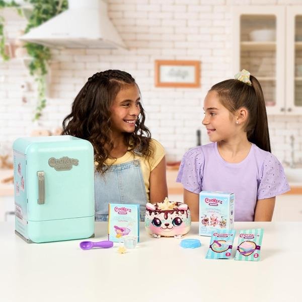 MOOSE COOKEEZ MAKERY FREEZY CAKEZ FRIDGE.S2B/O - 23511