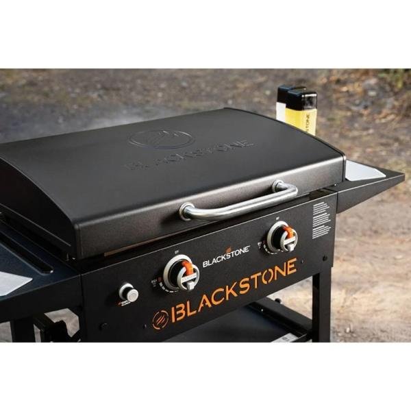 Blackstone 28 inch Table Top Griddle with Hood 2106