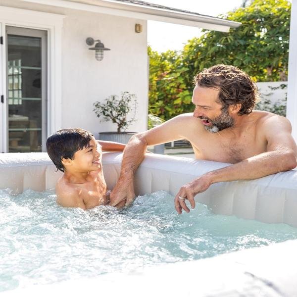 INTEX 6-PERSON CHEVRON DELUXE SQUARE BUBBLE SPA SET, (220-240 Volt), Age 6+ - 28472