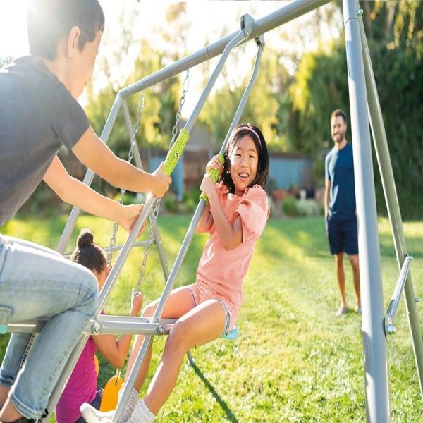 INTEX SWING AND GLIDE TWO FEATURE SET, Age 3-10 - 44122