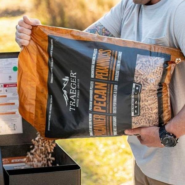 TRAEGER PECAN PELLETS -9 KG BAG - PEL340
