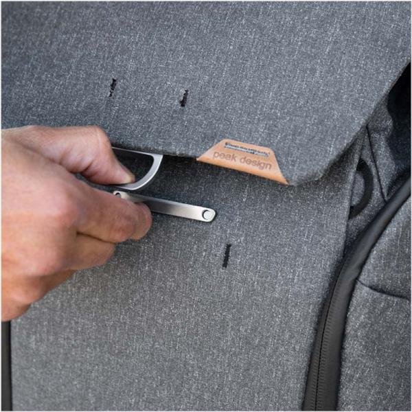 Peak Design Everyday Backpack 30L v2 - Charcoal - BEDB-30-CH-2
