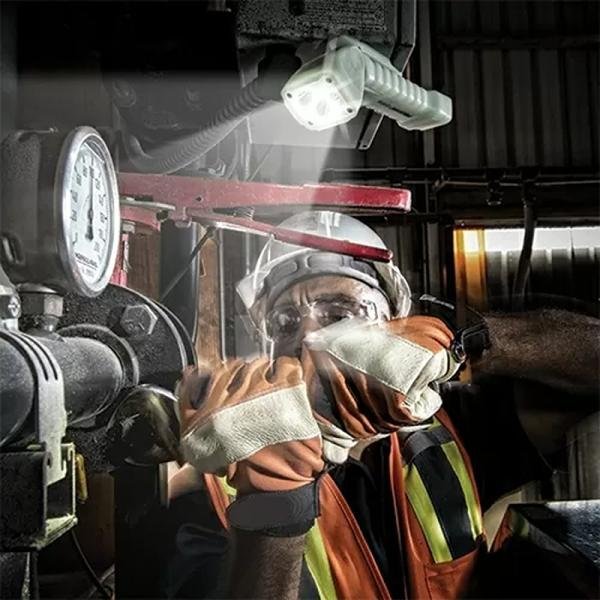 Pelican 3410MCC,RT ANGLE LIGHT LED-MGNET CLIP,PL - 034100-0361-247