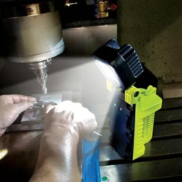 Pelican 9415,NiMH-FAST,LED-220v,UL C1/D1,YW,Gen2 - 9415-002-245I