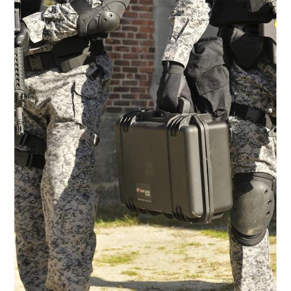 Pelican IM2200 CASE,151006,BLACK,w/BBBw/Foam - IM2200-00001