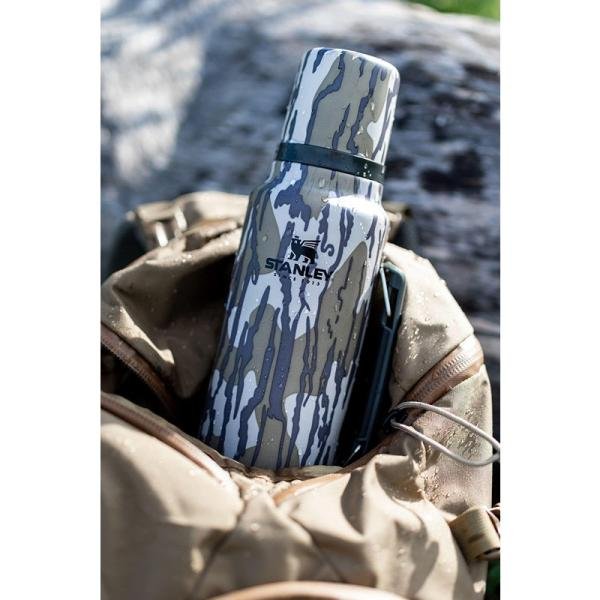 Stanley CLA 1L/1.1QT Vac BTL Mossy Oak County EU - 10-08266-031