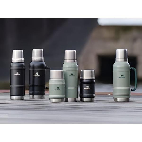 Stanley LGC Flask 1L/1.1Qt Artisan Thermal Black Moon **EOL** - 10-11428-005