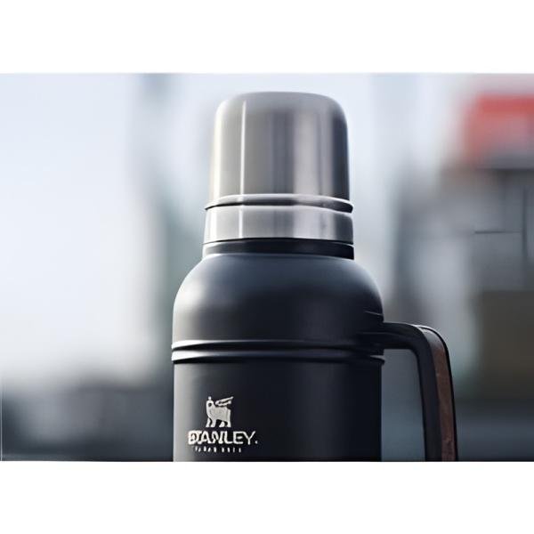 Stanley LGC Flask 1L/1.1Qt Artisan Thermal Black Moon **EOL** - 10-11428-005